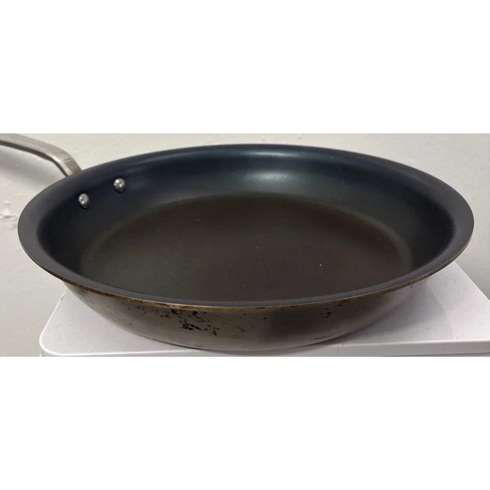 Made In Cookware 12 Inch Nonstick Sauté Pan used 12”